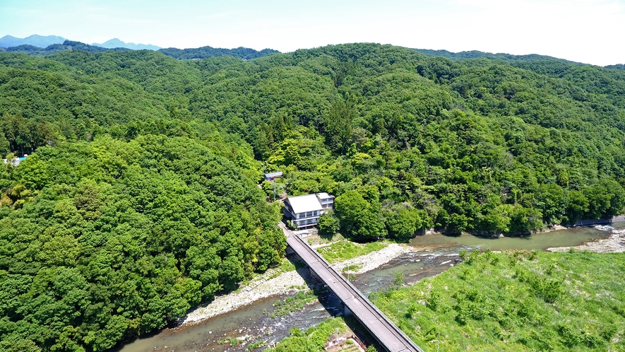 ひっそり佇む秘湯の宿《湯沢館》★