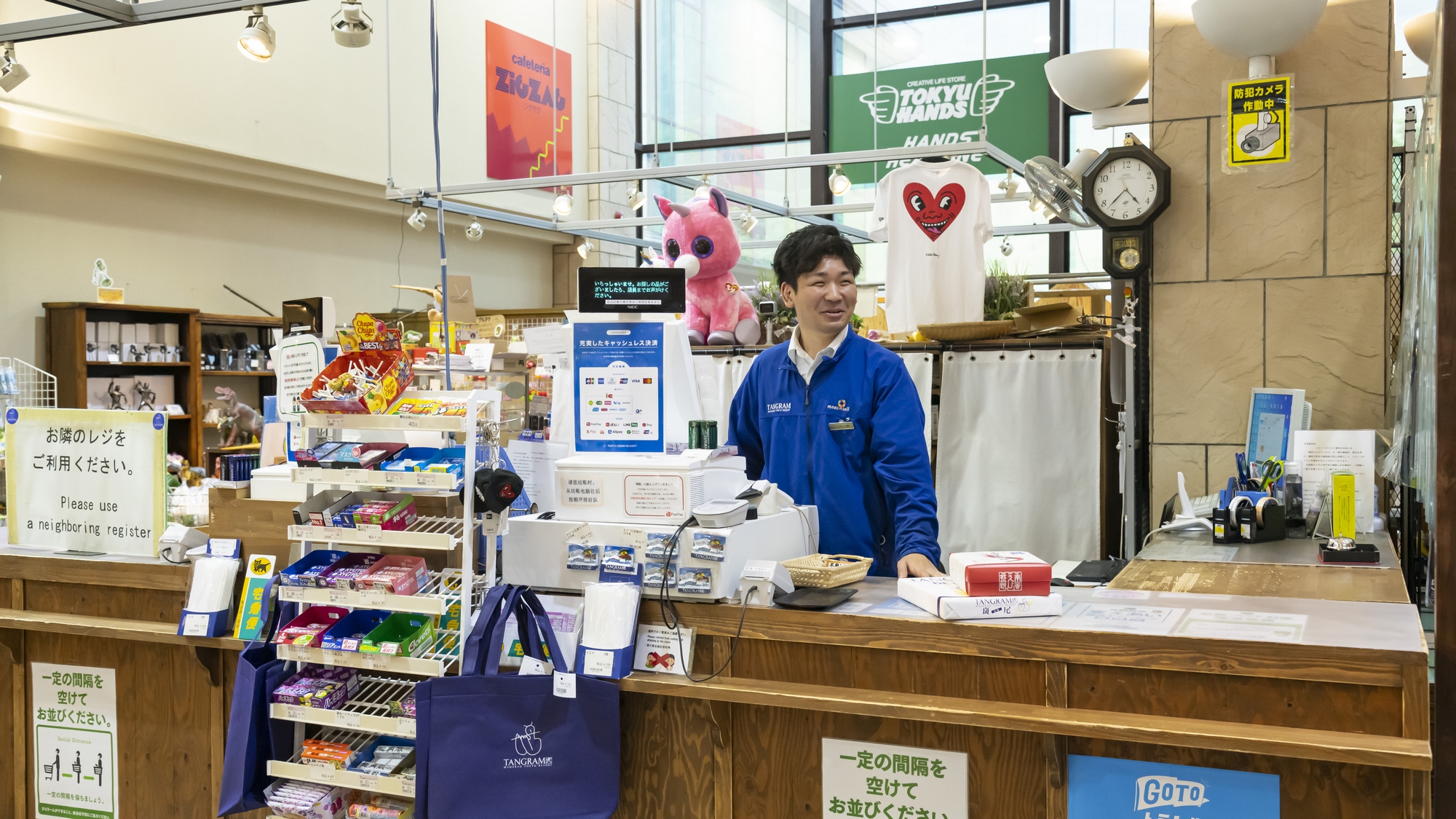 売店　お気軽にご利用ください！