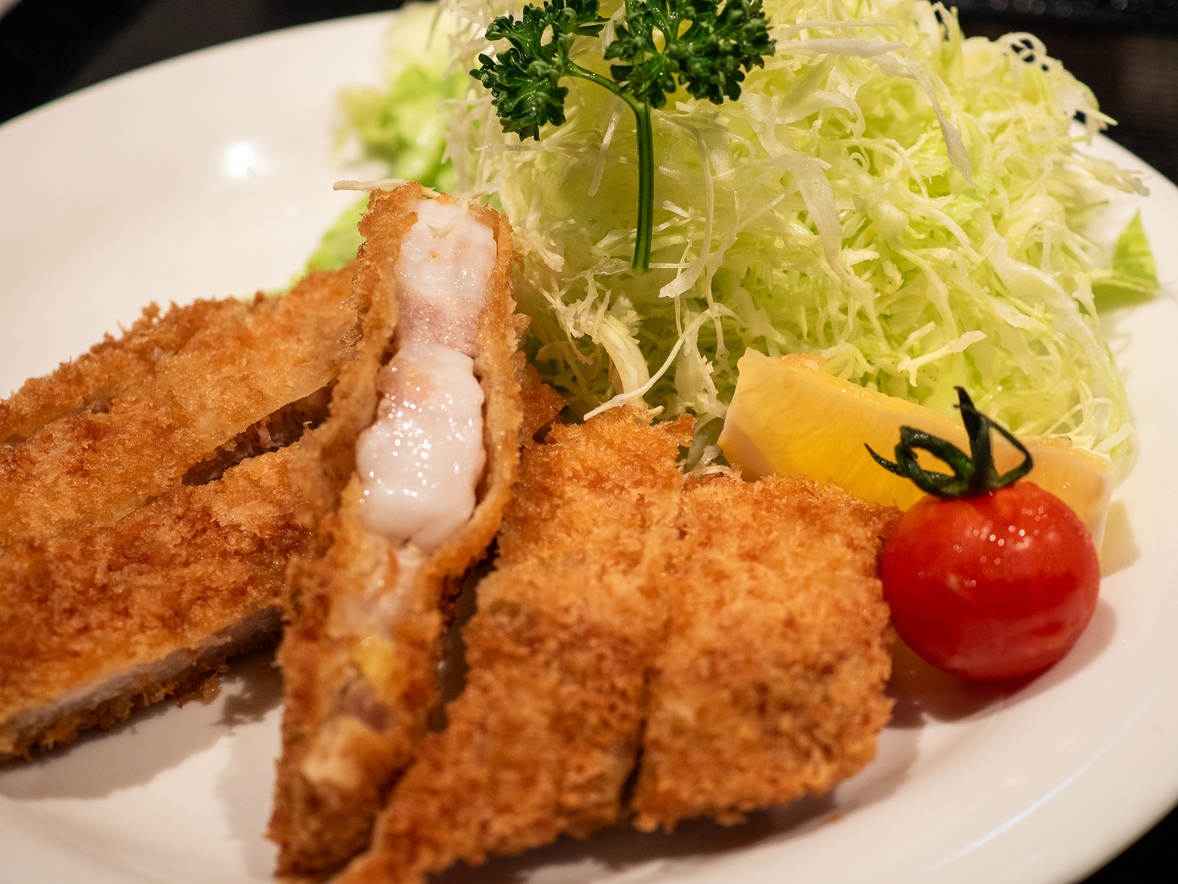 【楽天限定ドリンクチケット付き】大好評の朝食バイキング＆夕食付｜朝・夕２食付プラン☆