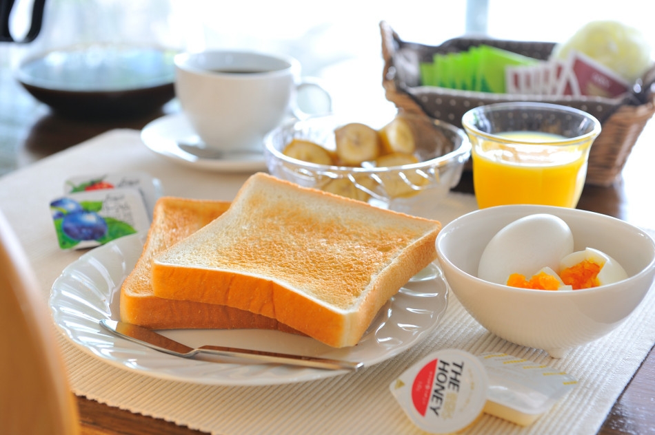 【期間限定】直前割プラン　軽朝食無料　(免震構造ホテル)