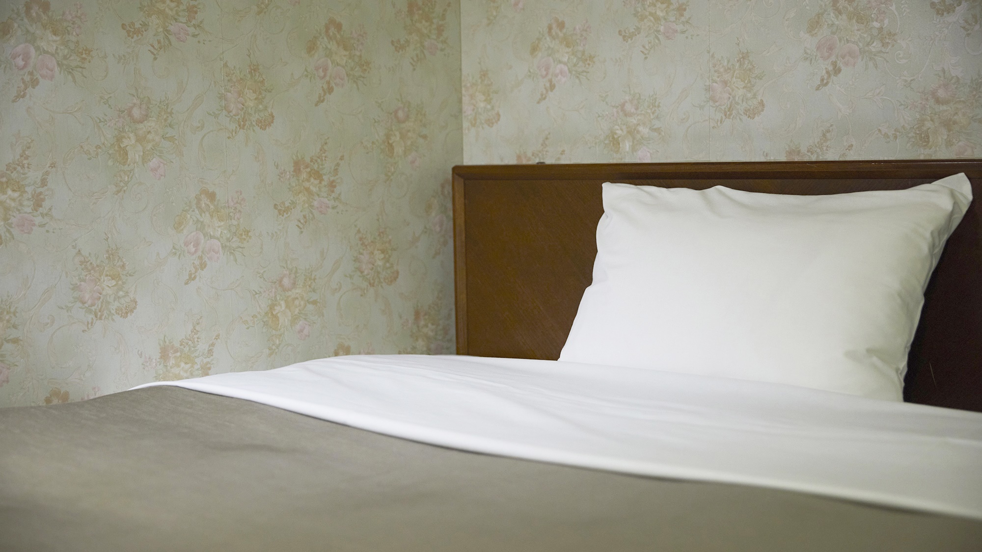 通常の2倍のポケットコイルを使用した快眠マットレスで目覚め爽やか