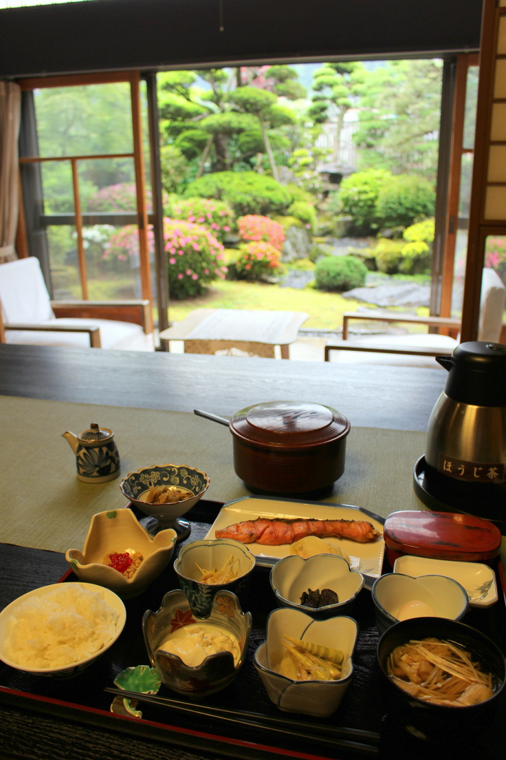 【庭を眺めて朝食付きプラン】