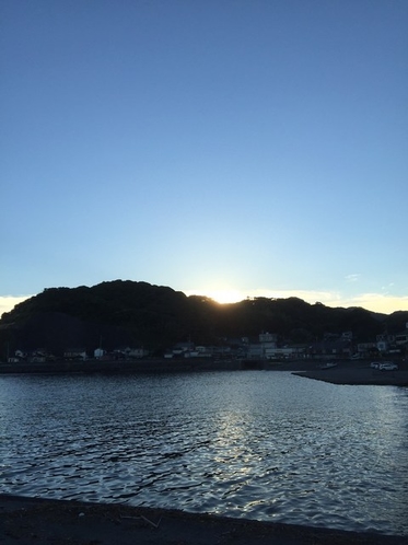 秋を感じる夕暮れ