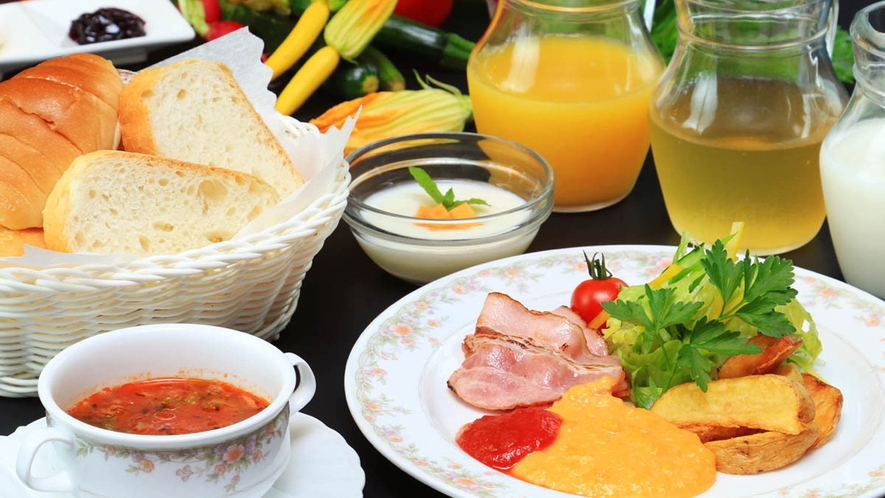 ◆朝食　真心込めて育てた新鮮な野菜を♪彩り豊かなご朝食をご提供致します♪