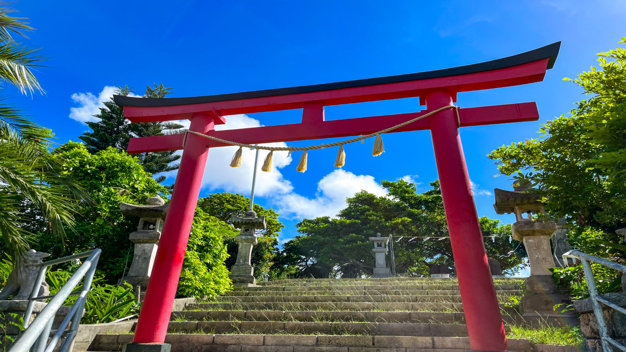 【琉球八社 沖宮】当館から車で約7分