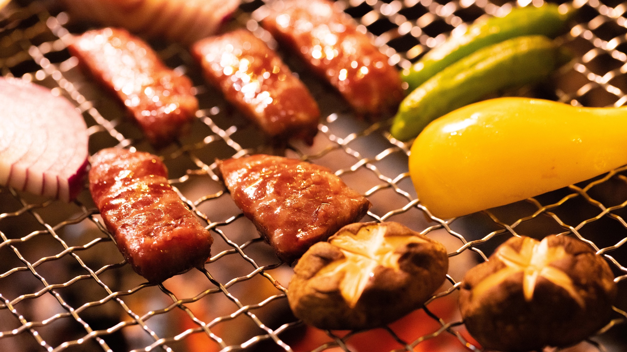 【BBQ】食材にテント、コンロなど必要部品もご用意しておりますので、手ぶらで楽ちん！ ※イメージ