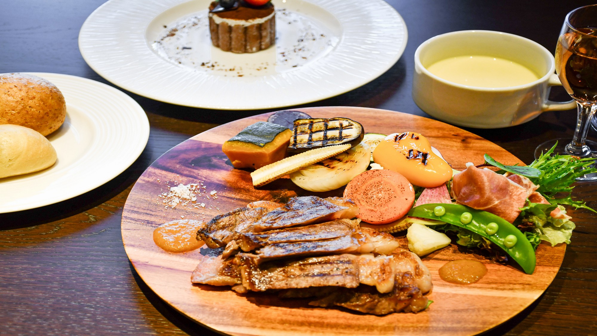 【ふらのグリルプラン】お肉や野菜をグリルで焼いて旨味が凝縮！