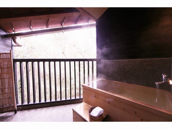 Japanese and Western room 2F with open-air bath