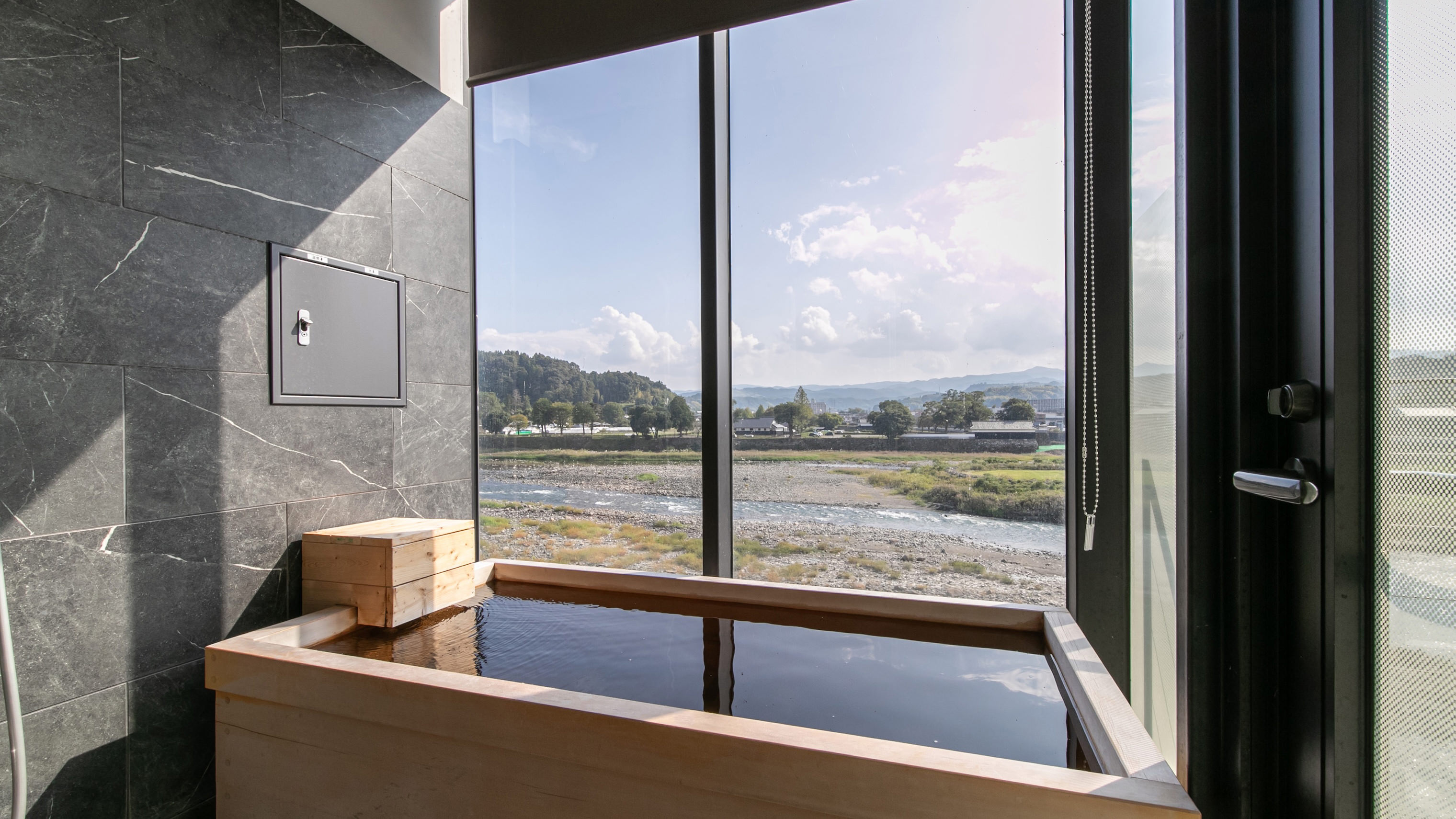 セミスイート和洋室　KAWASEMI＜客室温泉＞【禁煙】