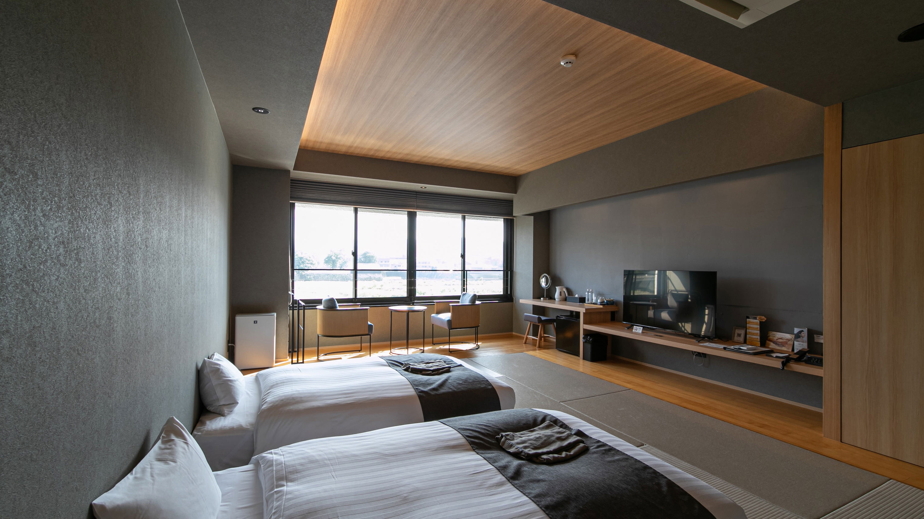 スーペリア和モダン10畳＜2階・ツインベッド＞ 【禁煙】