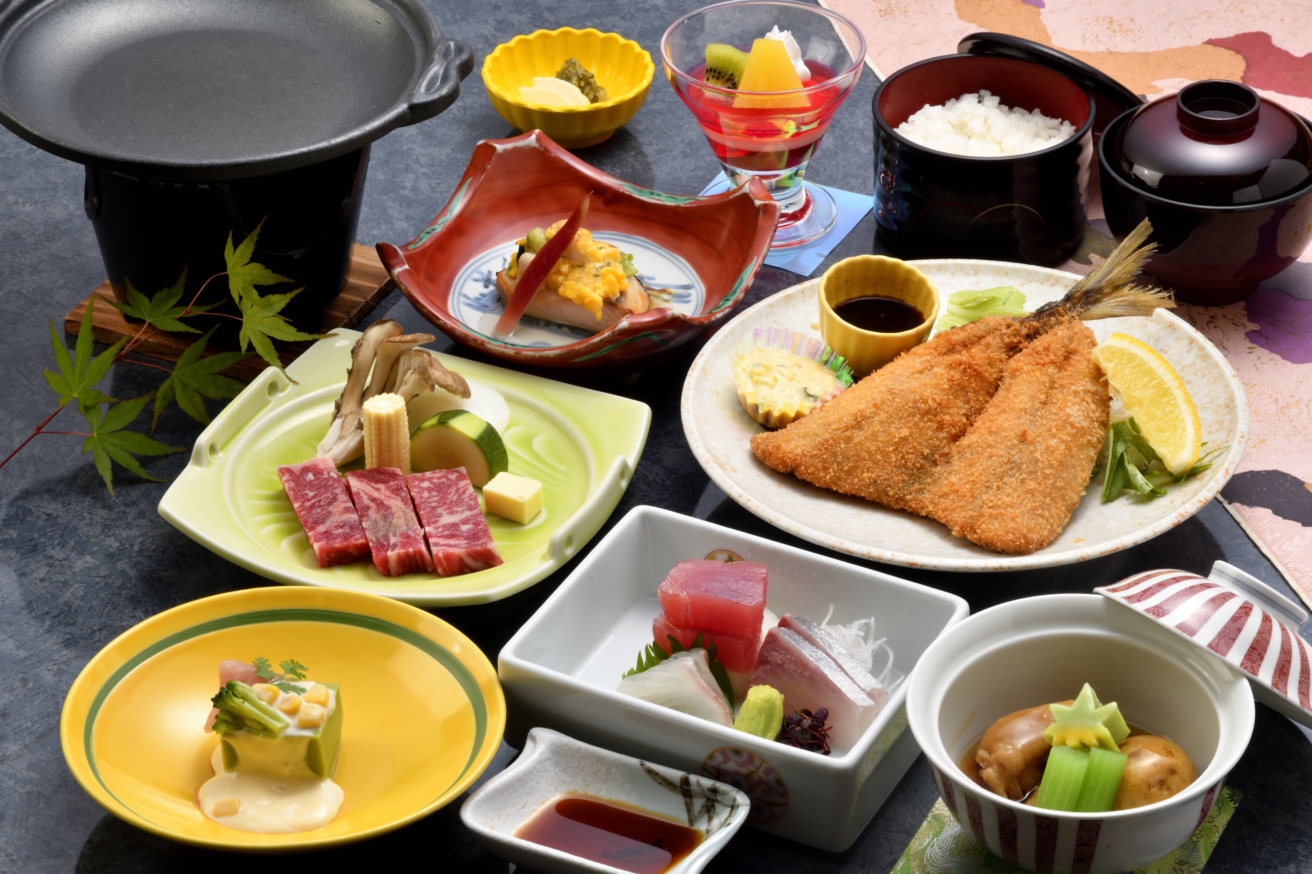 あしたか牛ステーキ&times;アジフライ会席（イメージ）