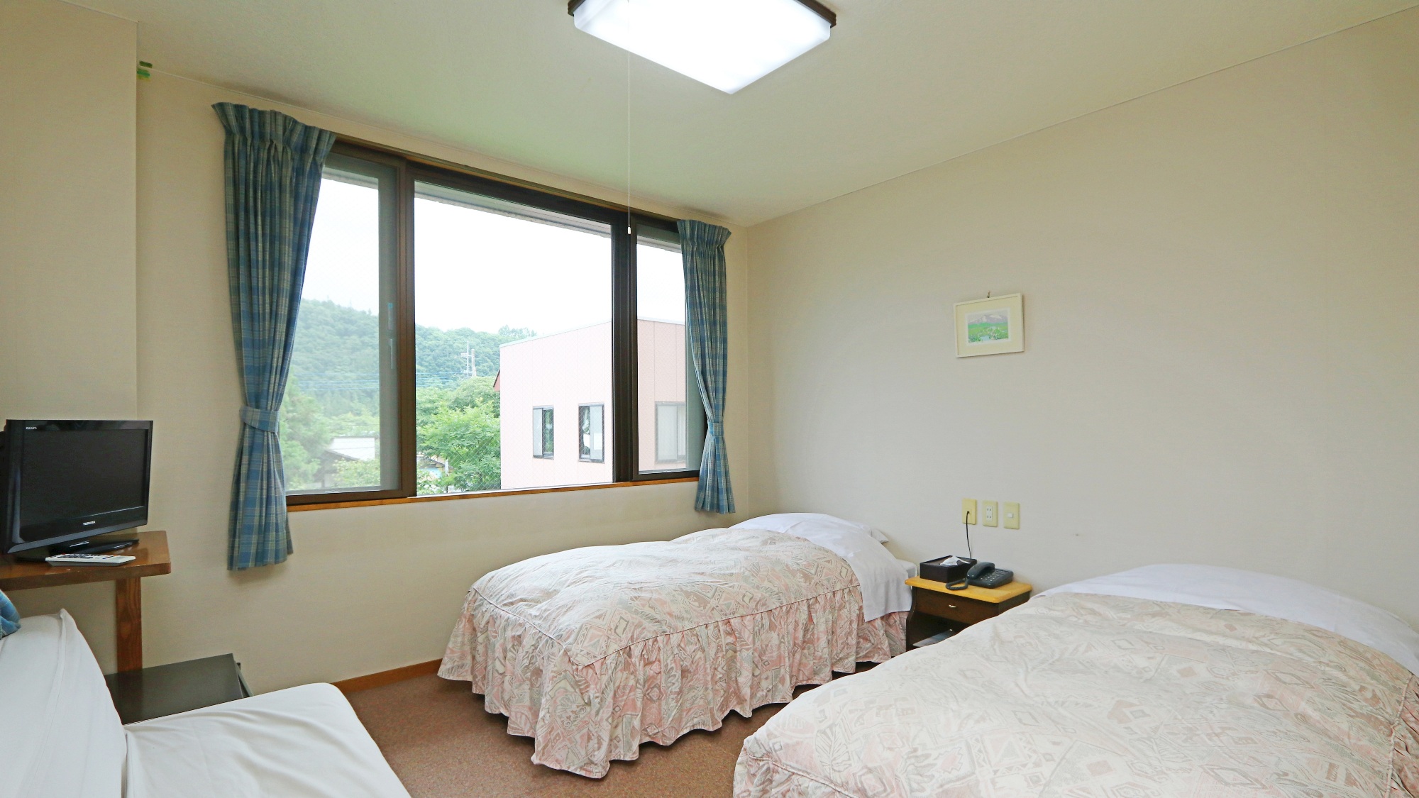 【洋室ツイン】洗面・ウォシュレットトイレ付