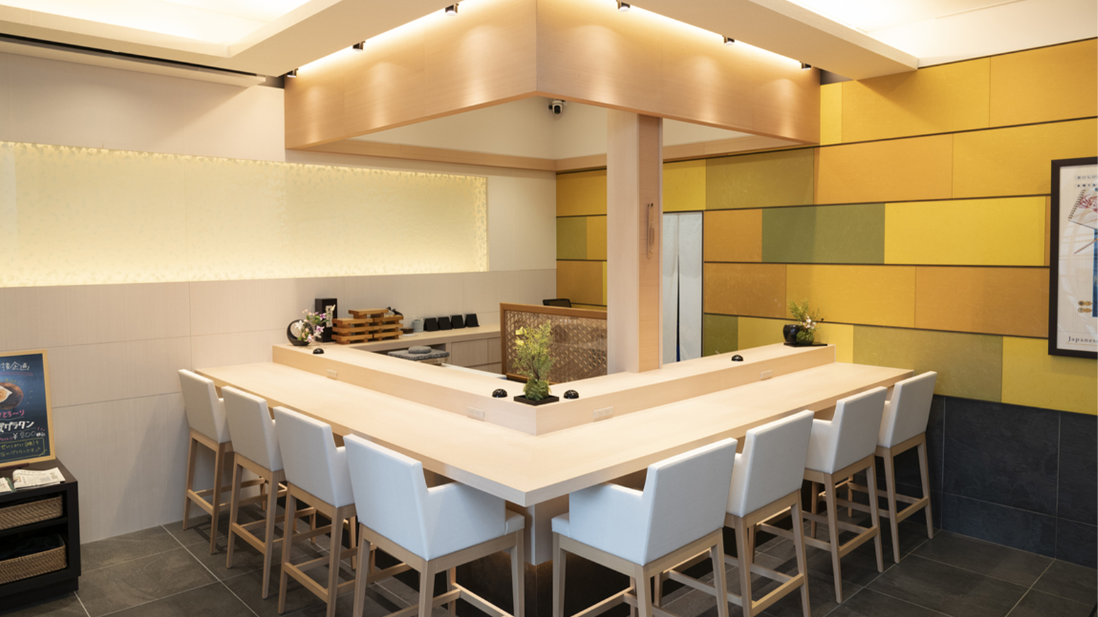 1Fレストランカウンター席