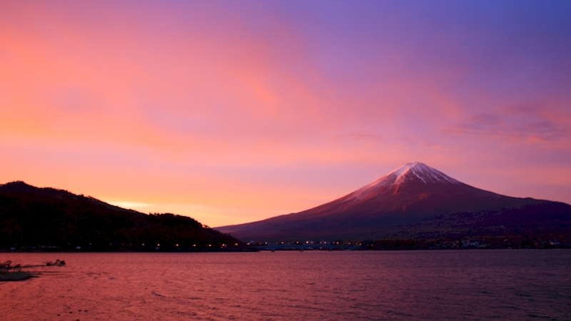 【１泊素泊まりプラン】ご到着が遅くなるお客様のために 〜全室河口湖・富士山ビュー〜 (食事なし)
