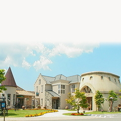 【河口湖木ノ花美術館（猫のダヤン）】当館よりお車で約10分