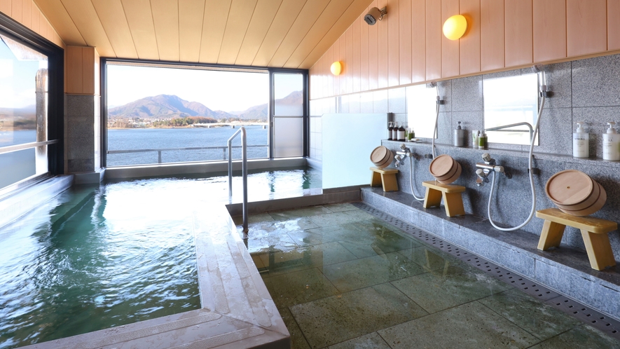 最上階展望風呂は富士・河口湖温泉です