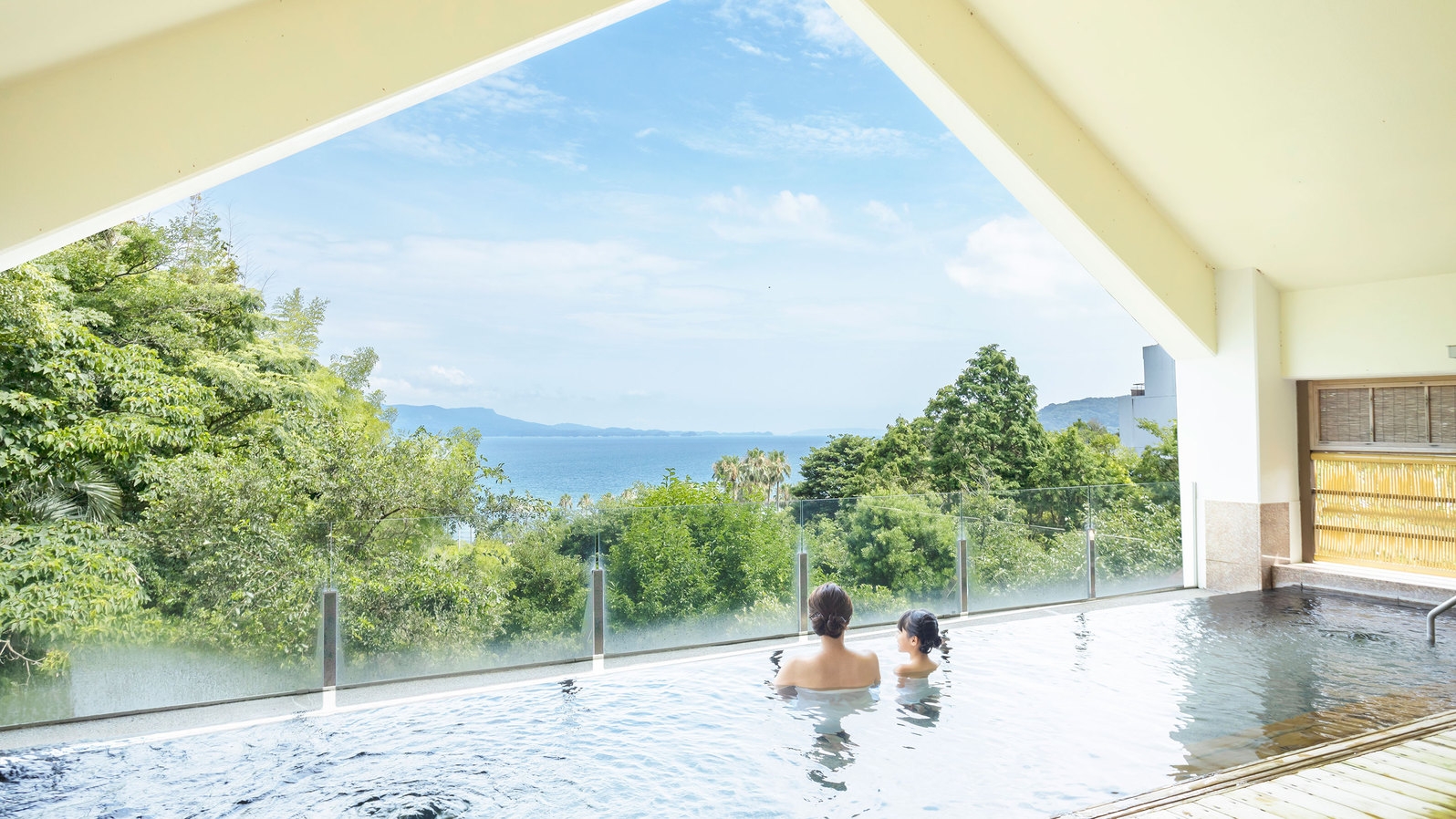 【夕食なし・朝食付】観光にもビジネスにも♪遅いチェックインでもOK　1泊基本バイキング朝食付