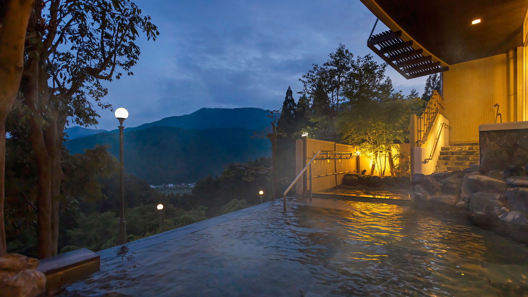 深層の湯_露天風呂(夜)※イメージ