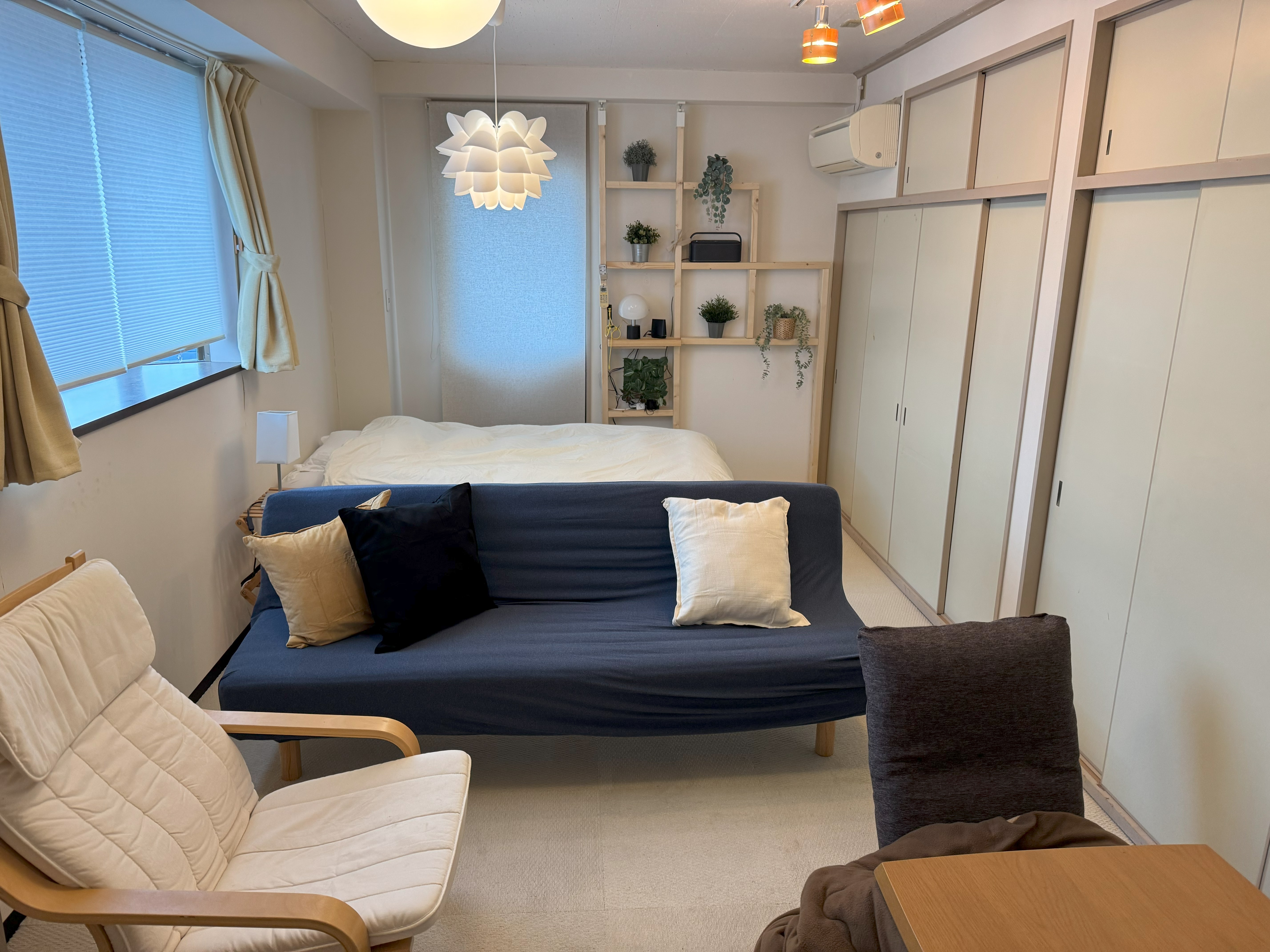旅の話をしたり、遊んだり、コーヒーをのんだり団らんにご利用ください。