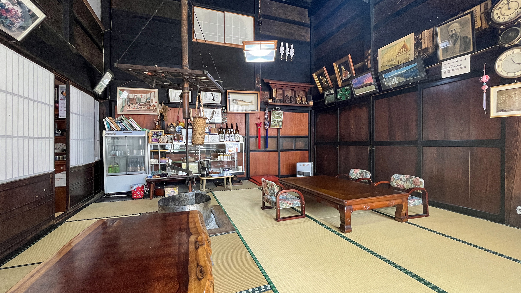 #お食事はこちらでお召し上がりください。