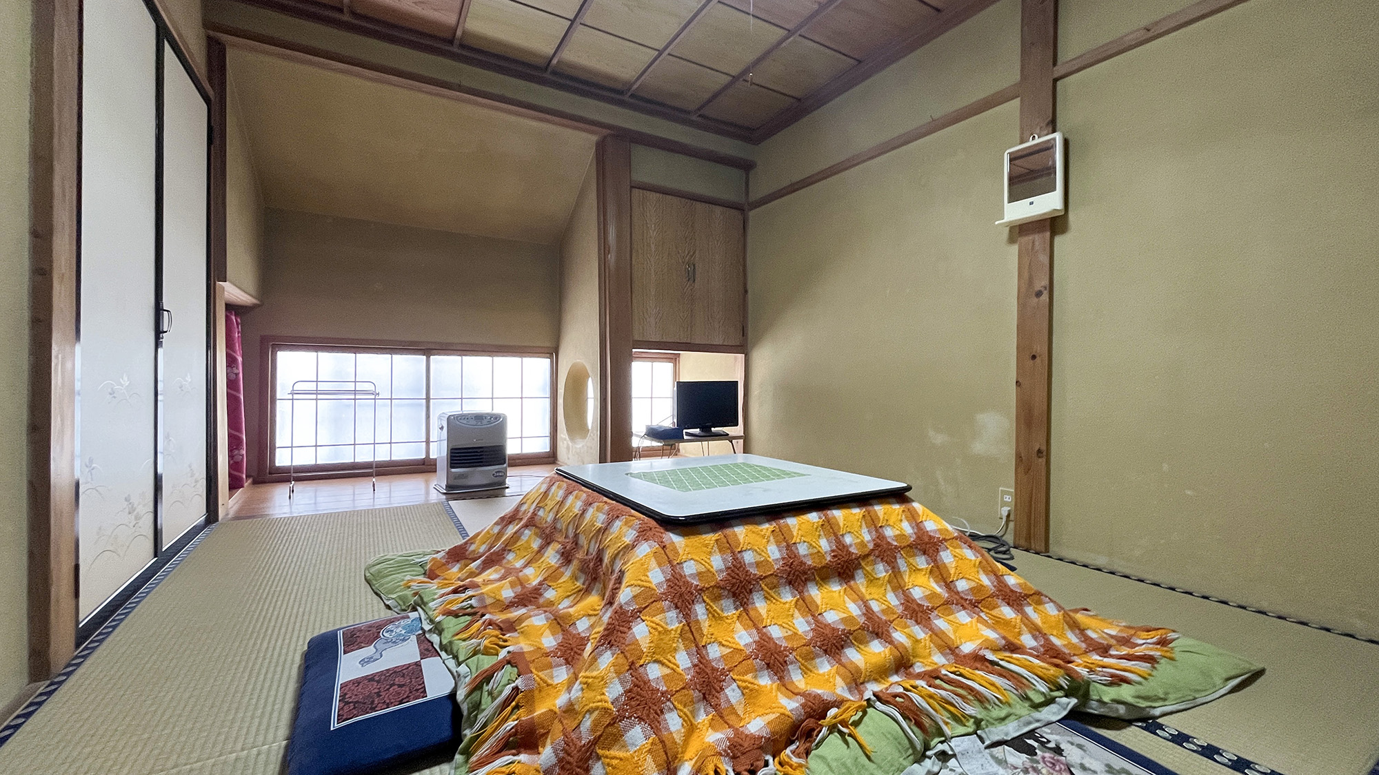 #昔ながらの造りのため、館内は階段でのご移動となります。