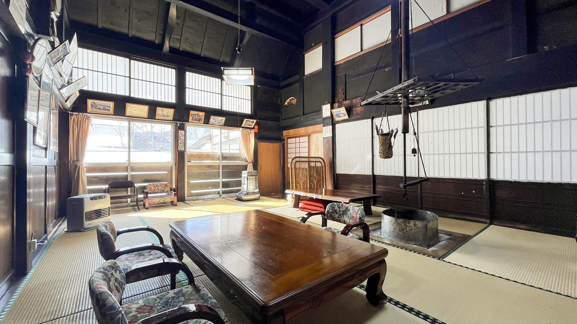 #お食事はこちらでお召し上がりください。