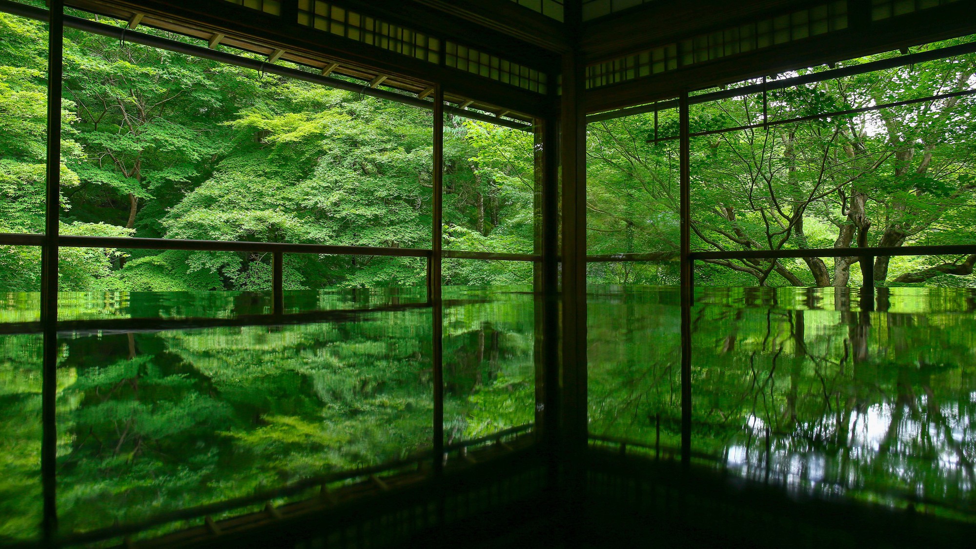 瑠璃光院｜公共交通機関で約42分