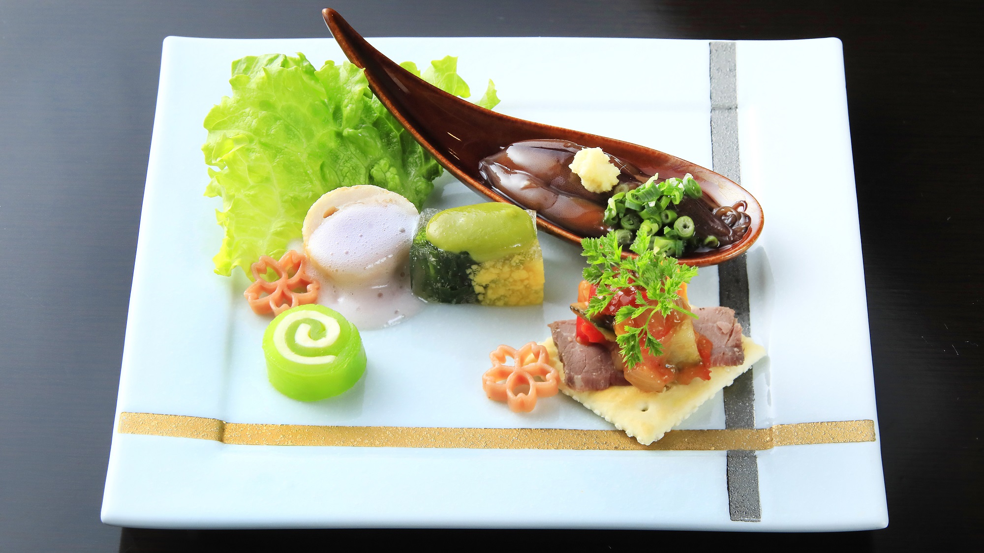 【夕食】旬の食材を使った前菜