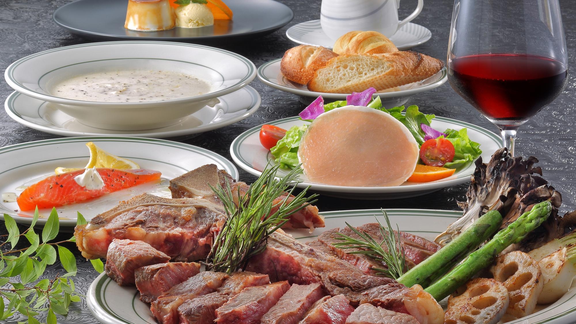 【夕食は姉妹館】叶のステーキコース（一泊二食付）