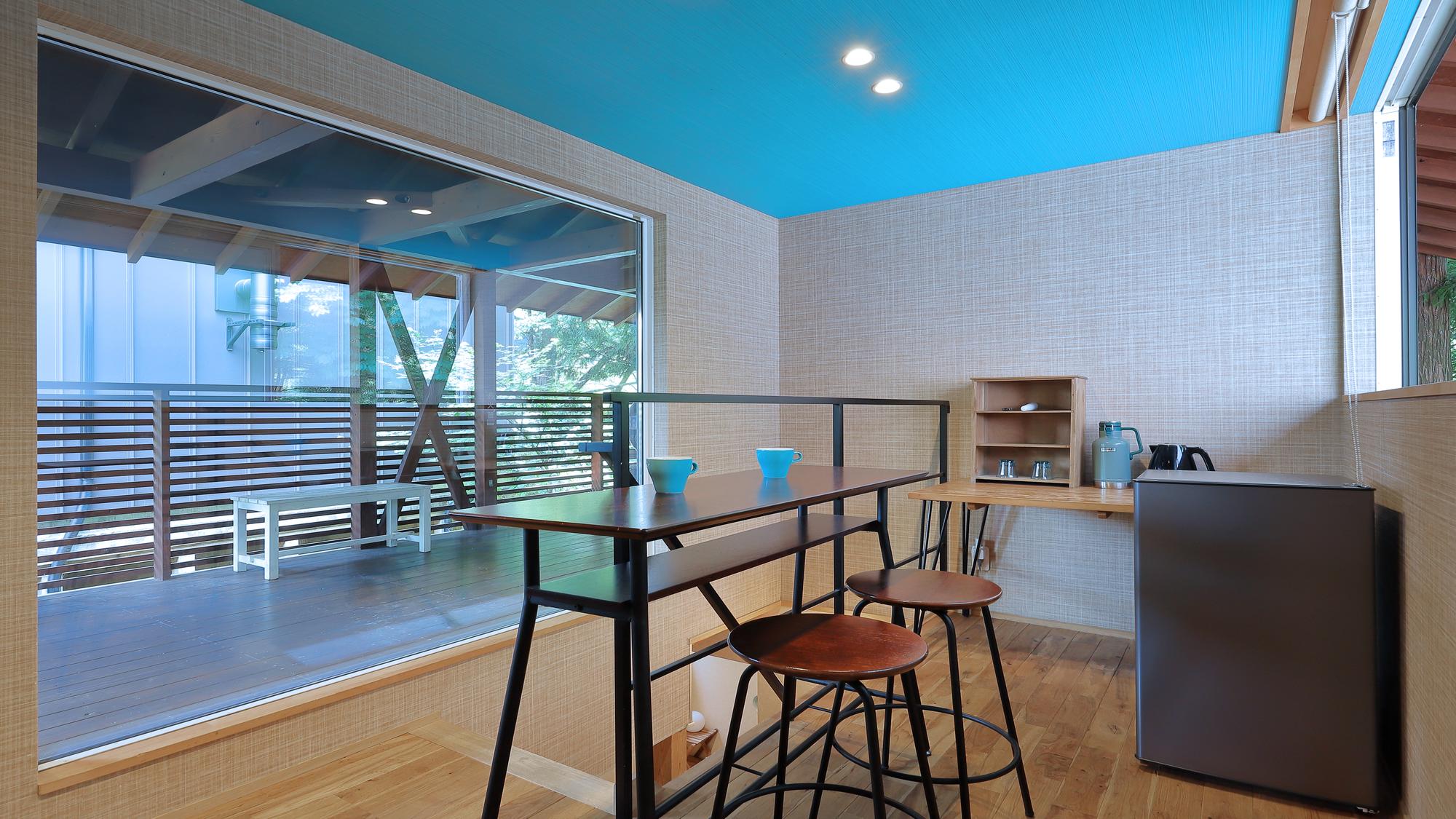 メープルホワイト［露天風呂付＋テラス付／2階建］