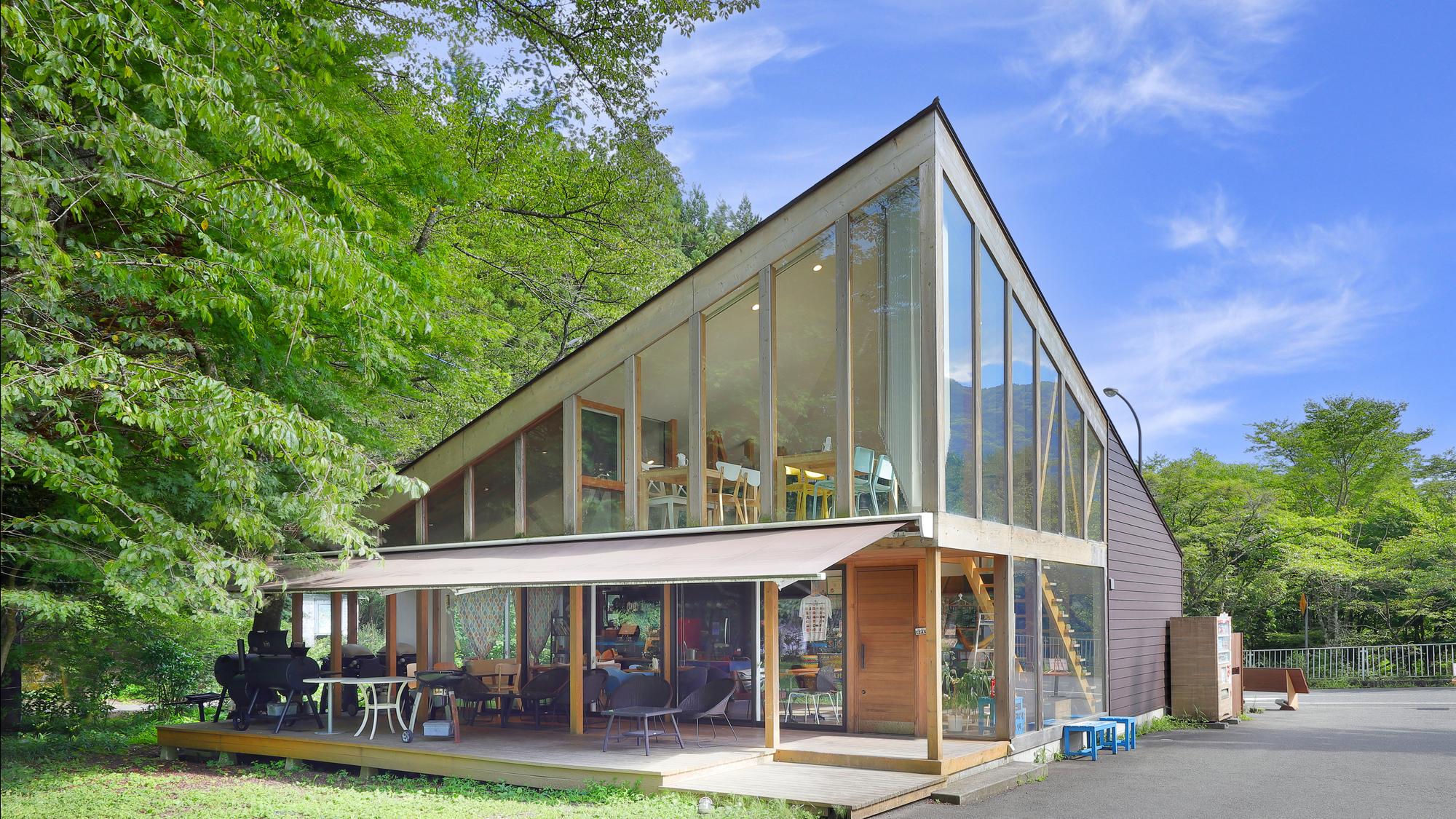 シマブルーフロント&カフェ