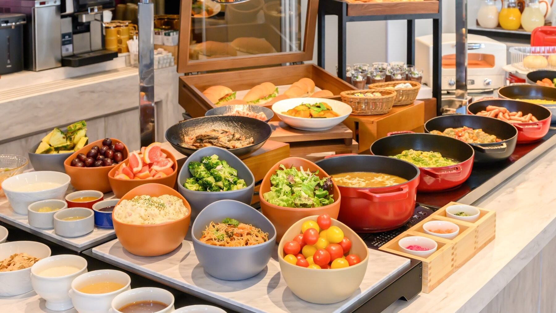 【朝食付きフルビュッフェ】3泊以上でお得に宿泊！【連泊割】