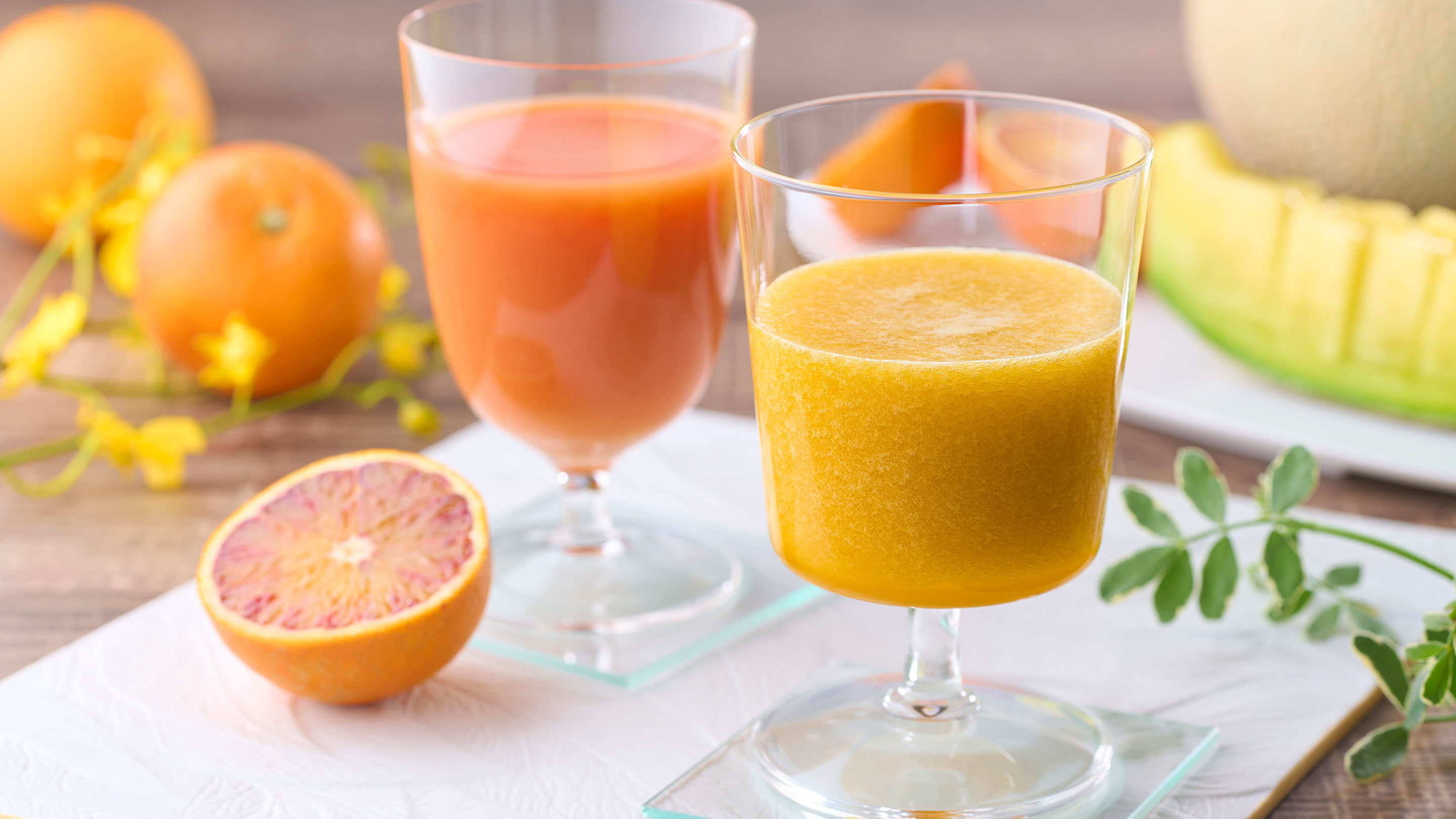 ブラットオレンジジュース/自家製赤肉メロンスムージー（4/2～）　※イメージ