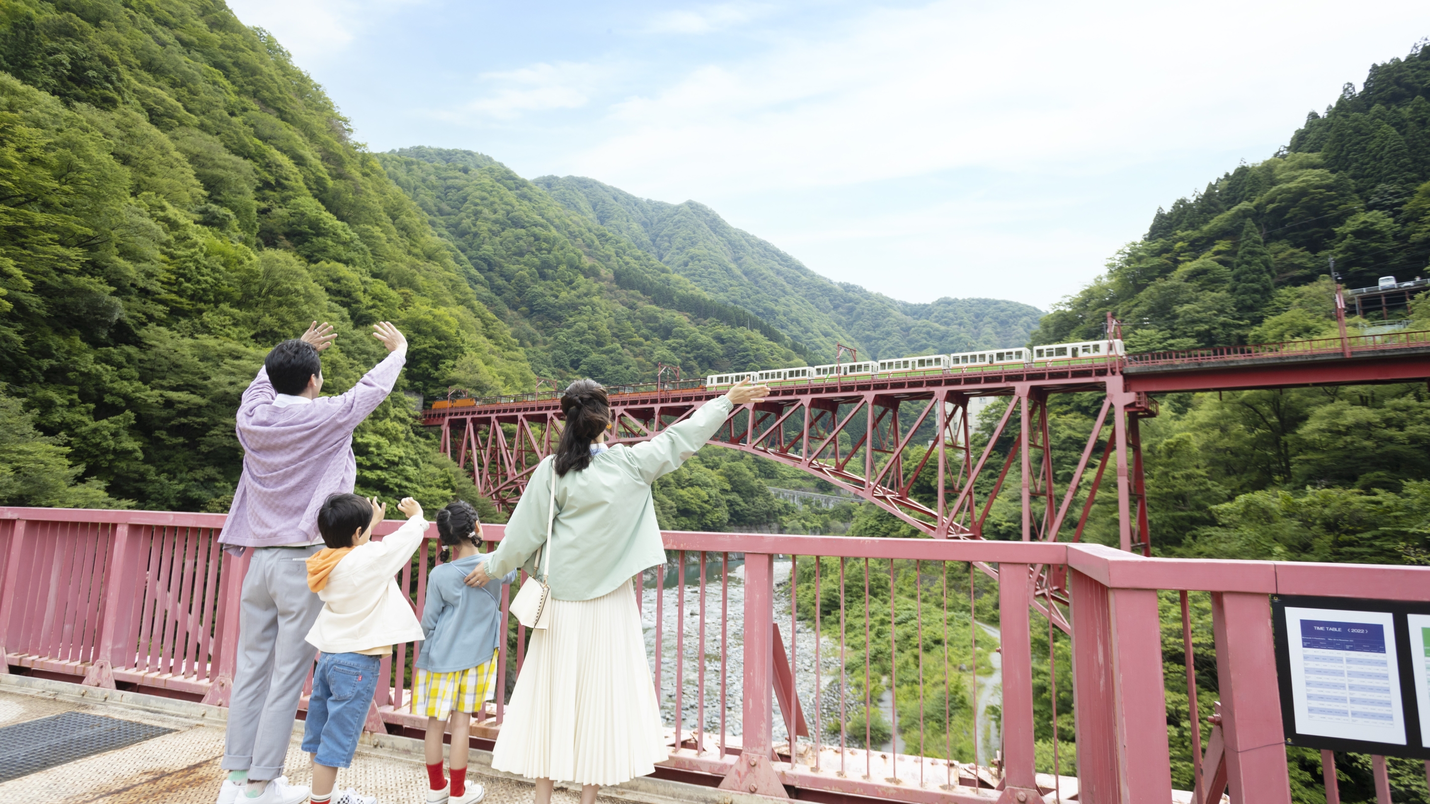 黒部峡谷トロッコ電車