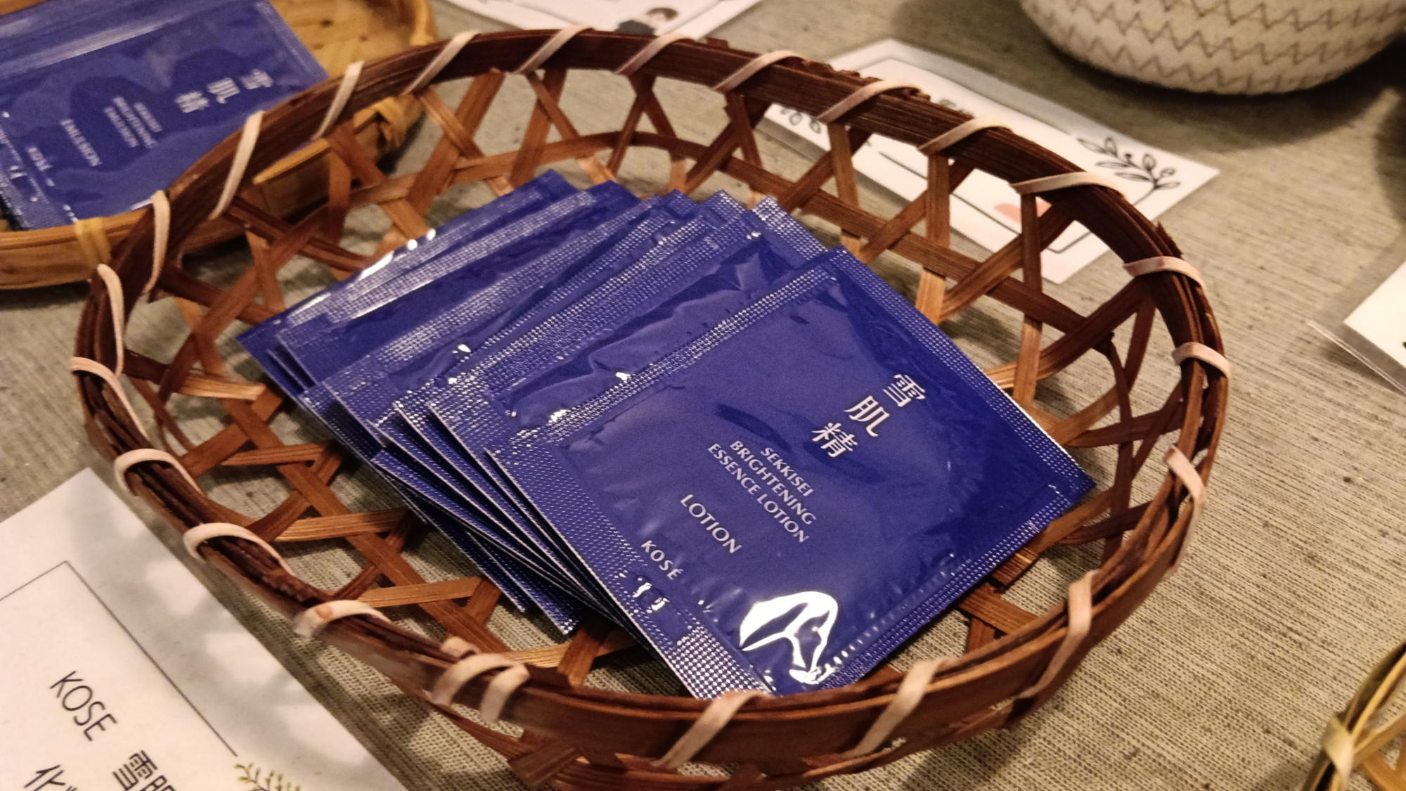 ■女性用化粧水｜アメニティコーナーからご自由にお取りください。