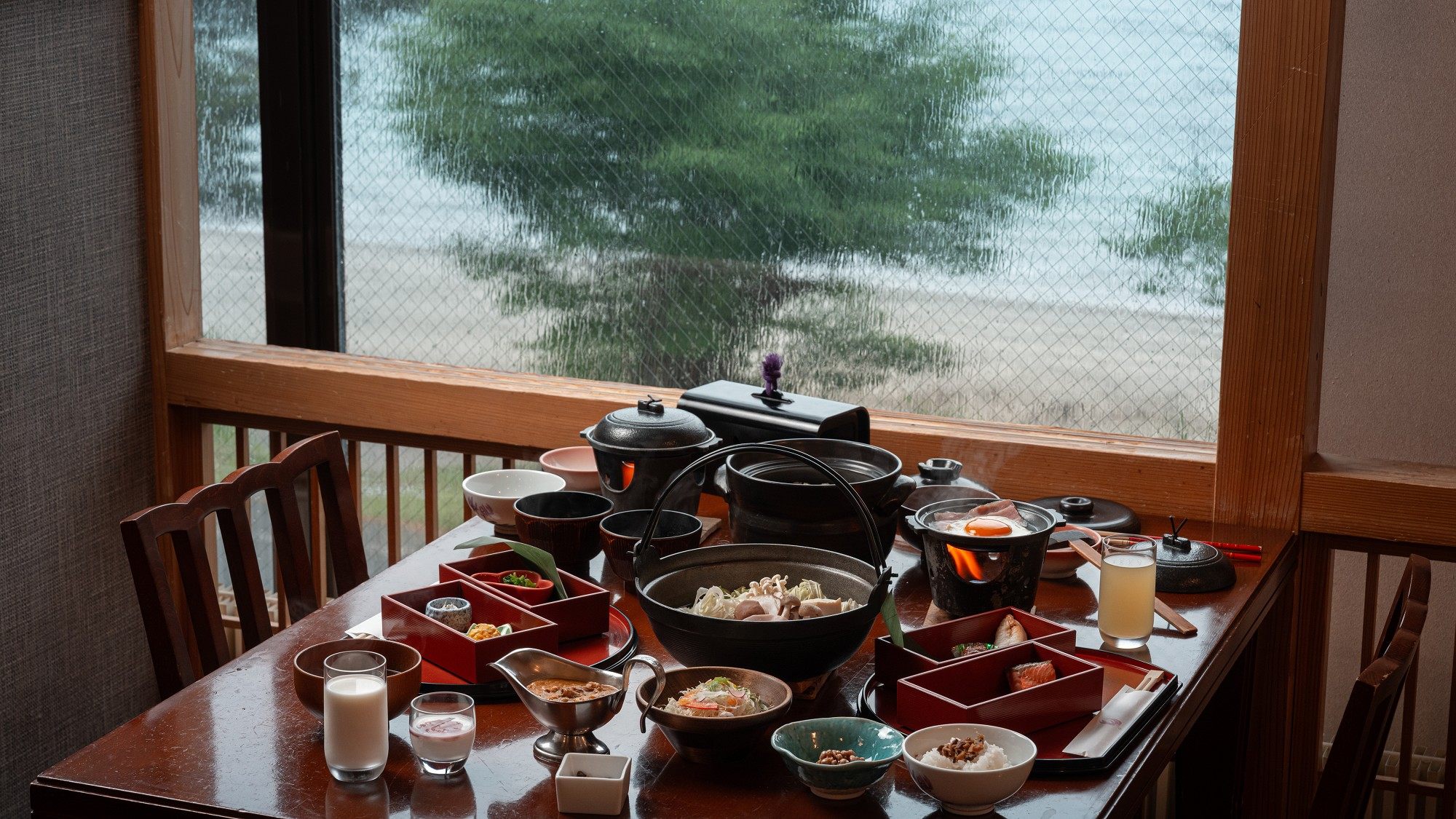 ■朝食一例｜田沢湖を眺めながら、秋田の地元食材をご堪能ください。