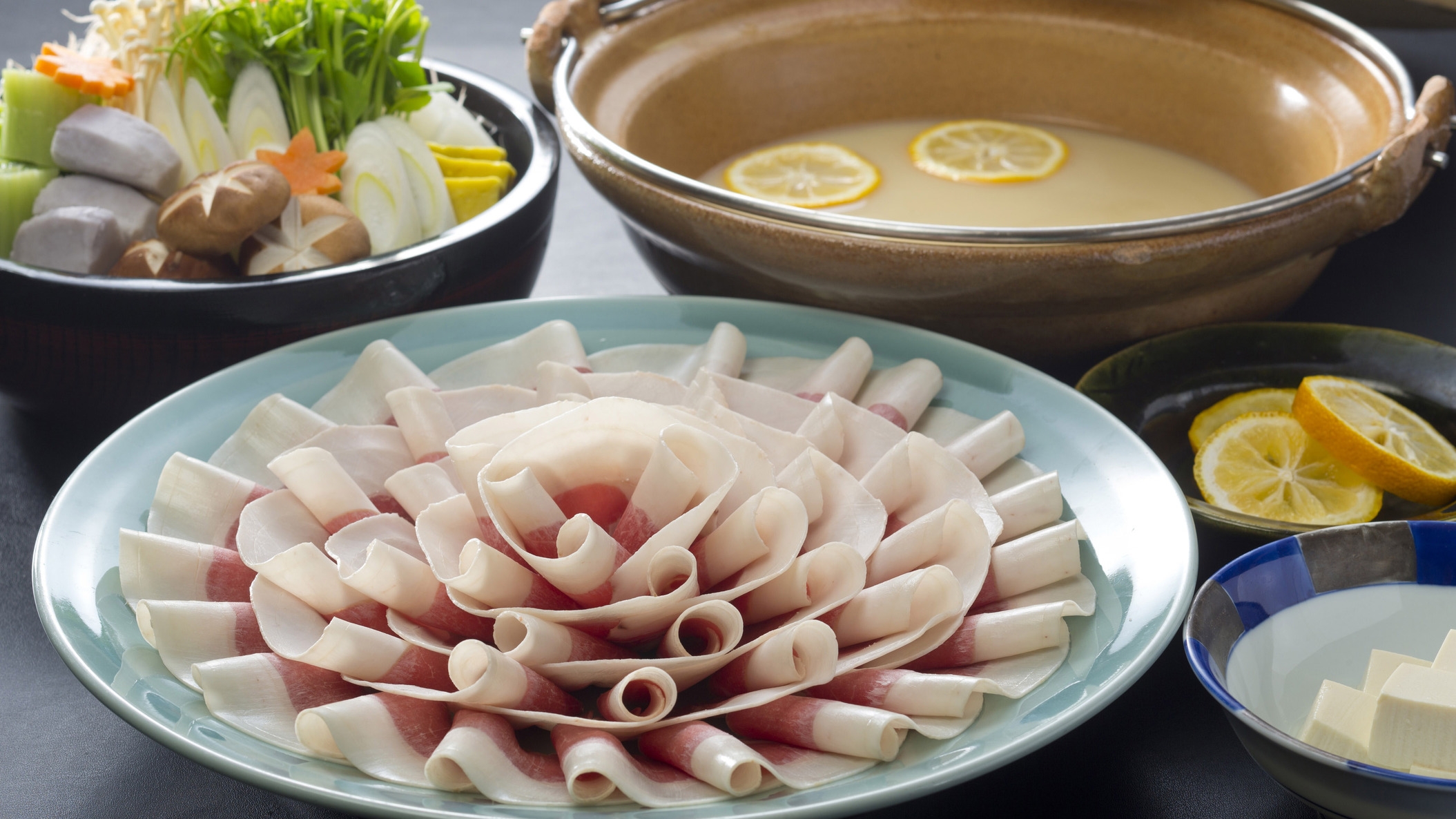 冬季限定【ぼたん鍋プラン】　柚子香る、あっさり上品な当館特製の白味噌仕立て♪