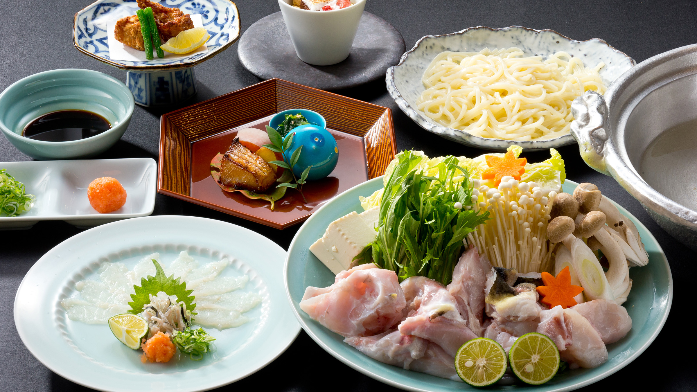 冬季限定【てっちり鍋】（11月～3月）