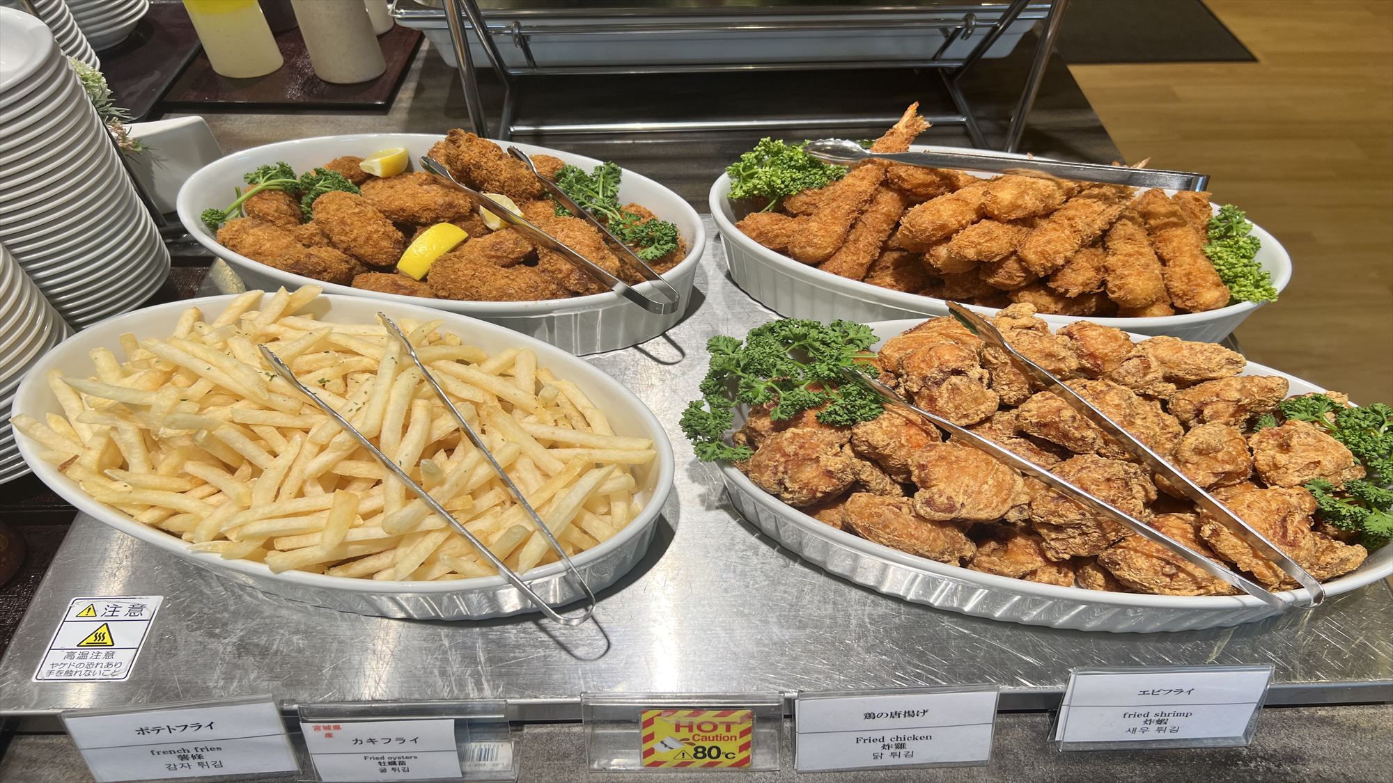 ◆朝食　揚げ物各種(ポテト・唐揚げ・エビフライ・ご当地メニューカキフライ)