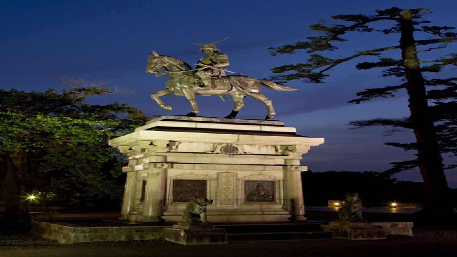 ◆≪政宗公騎馬像≫仙台のシンボルでもある伊達政宗公。大河ドラマでも有名に♪