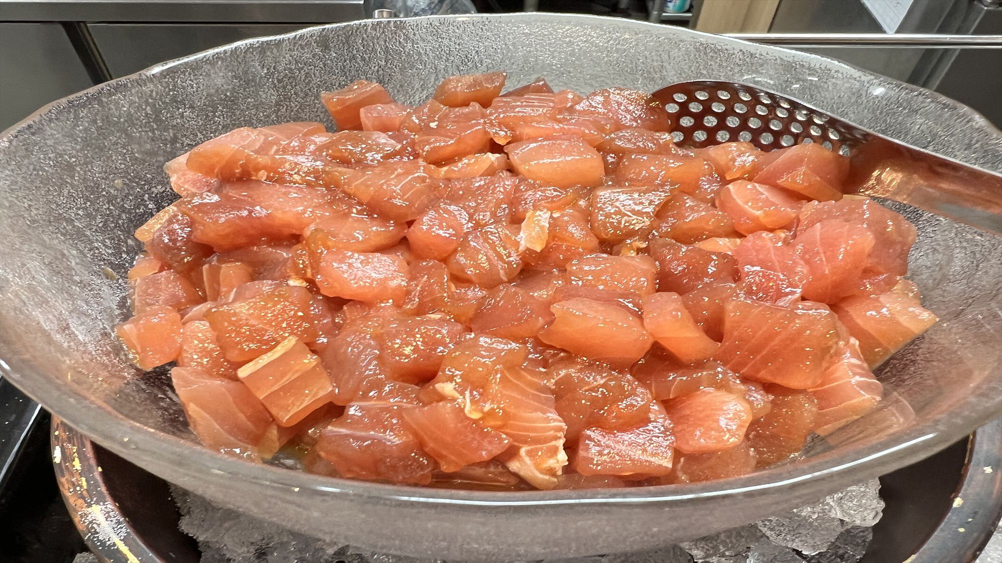 ◆朝食　お好み海鮮丼ネタ　マグロ