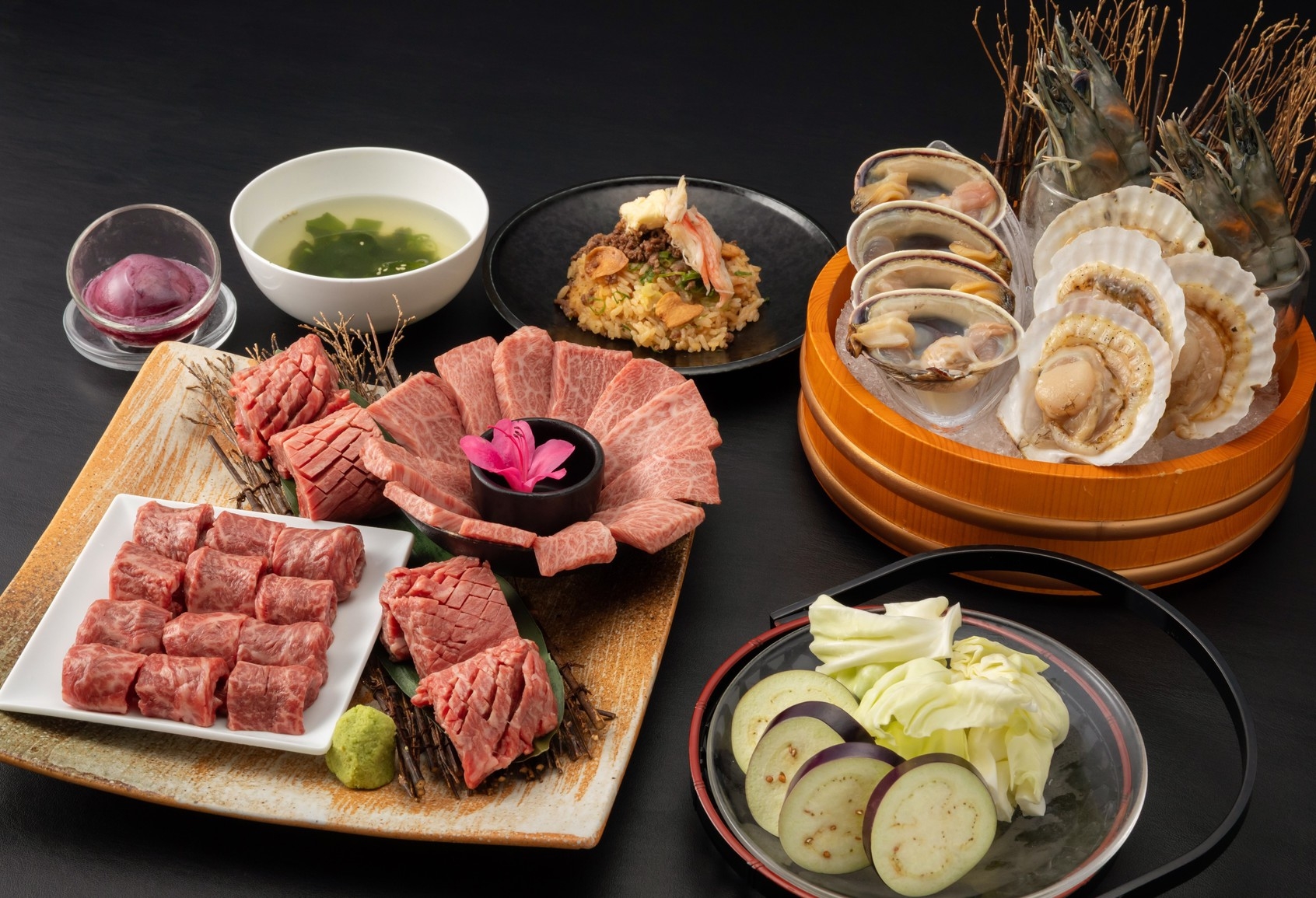 夏季限定2食付【厳選黒毛和牛と海鮮焼コース　黒毛和牛とズワイガニのガーリックライス】プラン