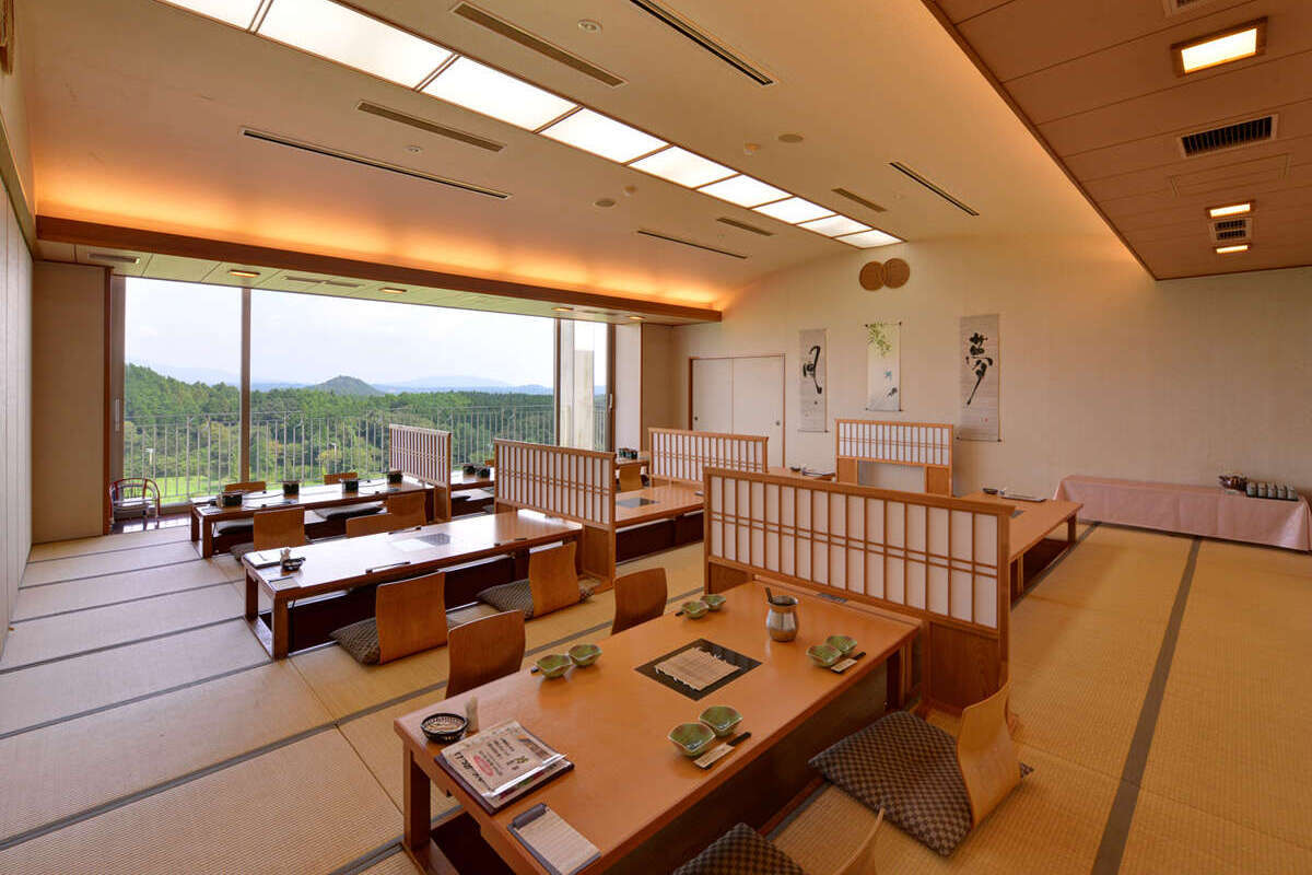 2食付【伊勢真鯛しゃぶしゃぶプラン】鯛のお頭で取った特製お出汁でヘルシー海鮮しゃぶしゃぶです