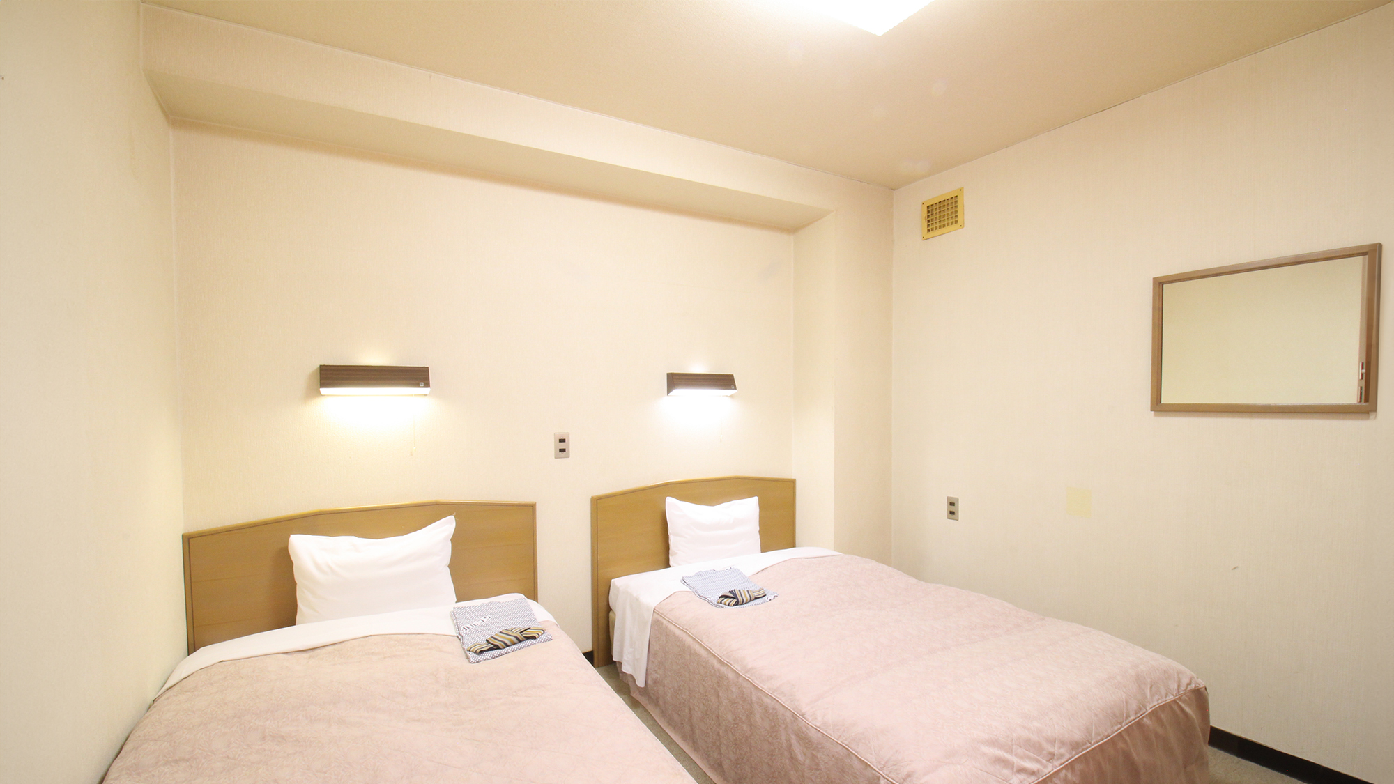 ※【ツインルーム】当館で一番広いお部屋です。2名様でのご滞在に最適です。