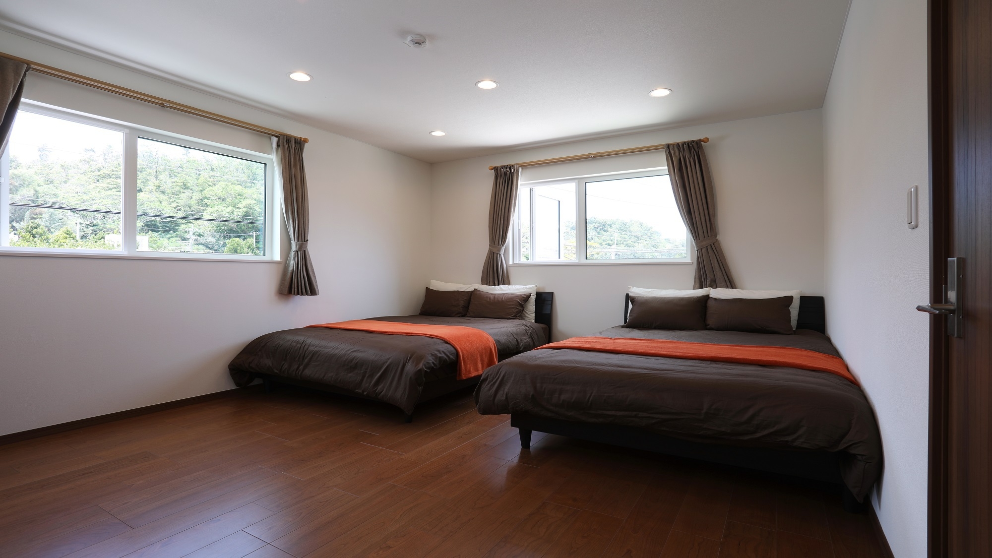 【素泊りシンプルステイ】名護市喜瀬・リゾートエリアに近い一棟貸し・家族やグループで3寝室あり