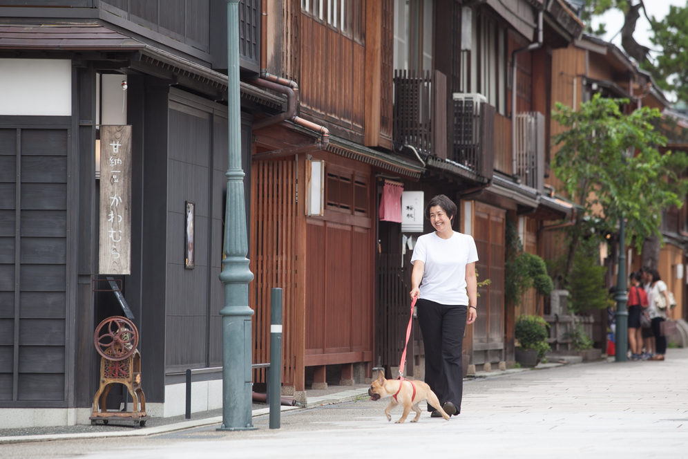 【ペット可】一軒家でペットもリラックス♪西茶屋街すぐで散歩に最適！最大7名・Nishichaya旅音