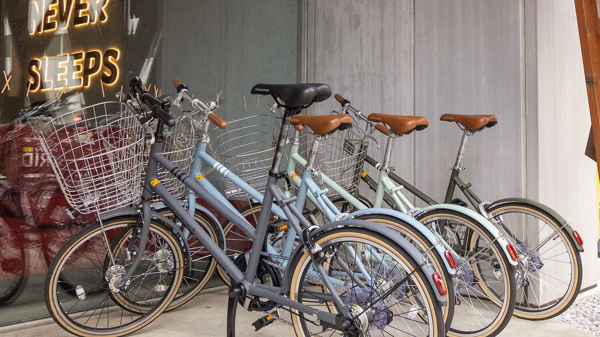 RENTAL BICYCLE／街中の新たな発見や感動に出会えるよう、レンタサイクルをご用意。