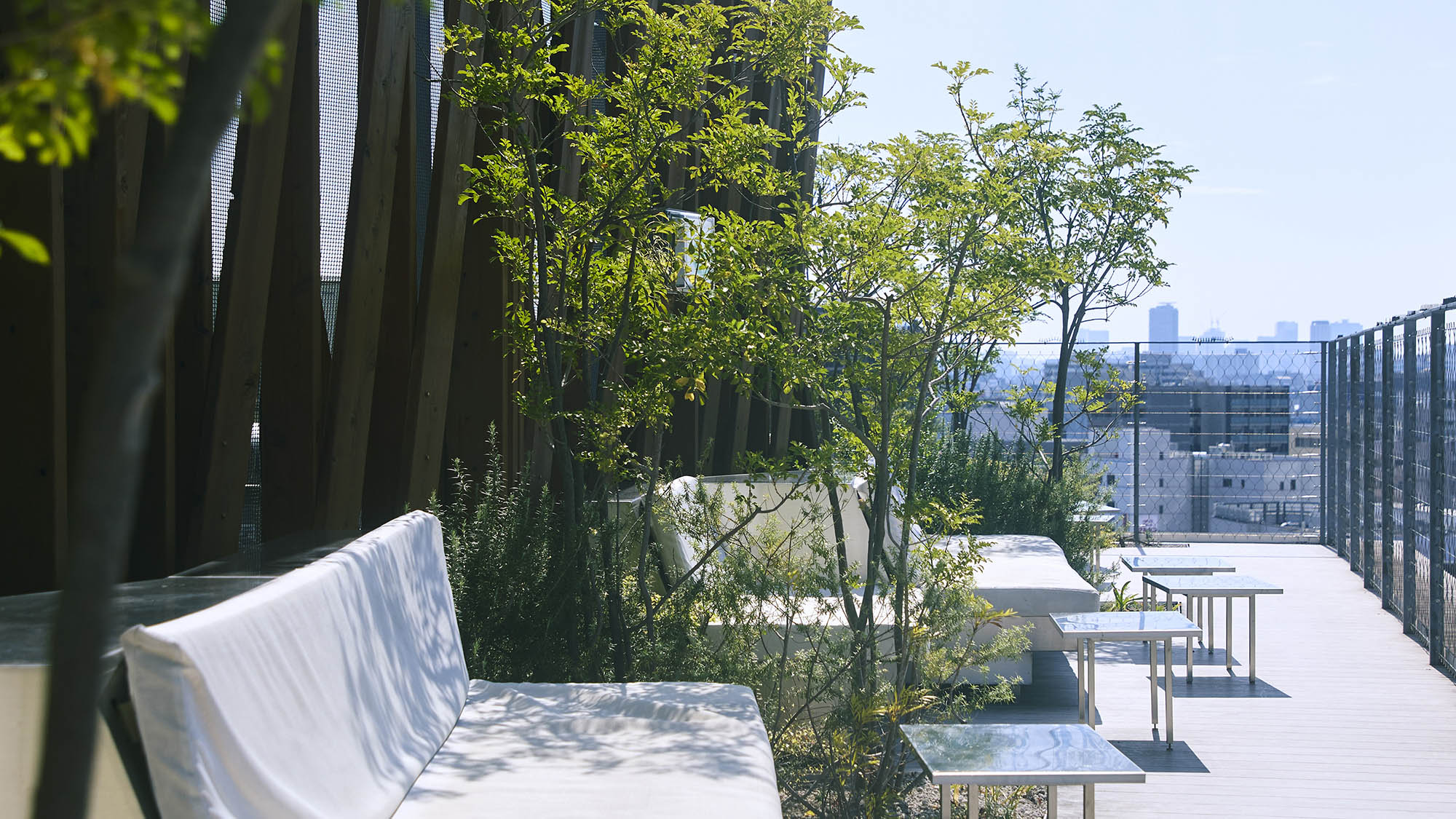 @rooftop｜180&deg;のパノラマビューが広がります。