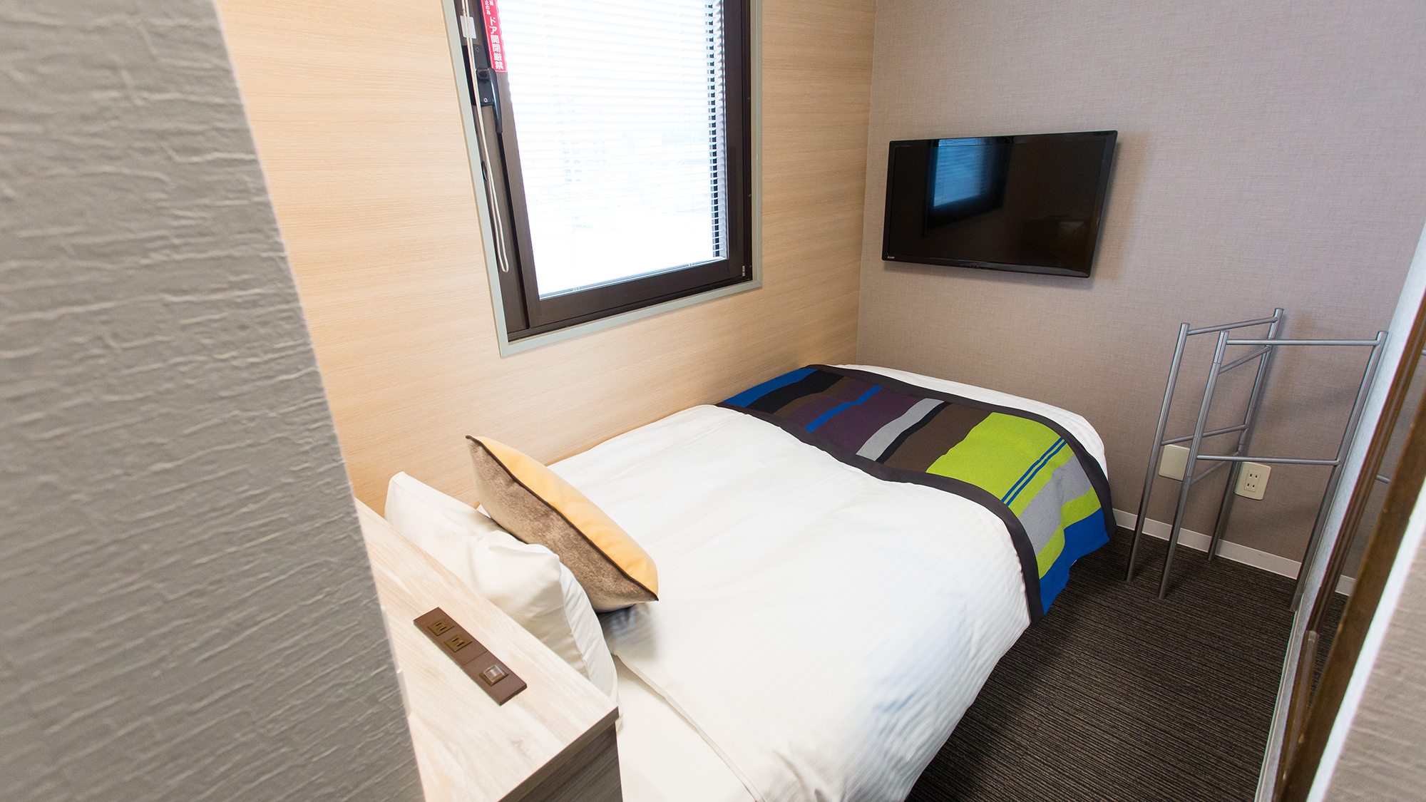 【客室イメージ】シングルルーム〈定員1名〉