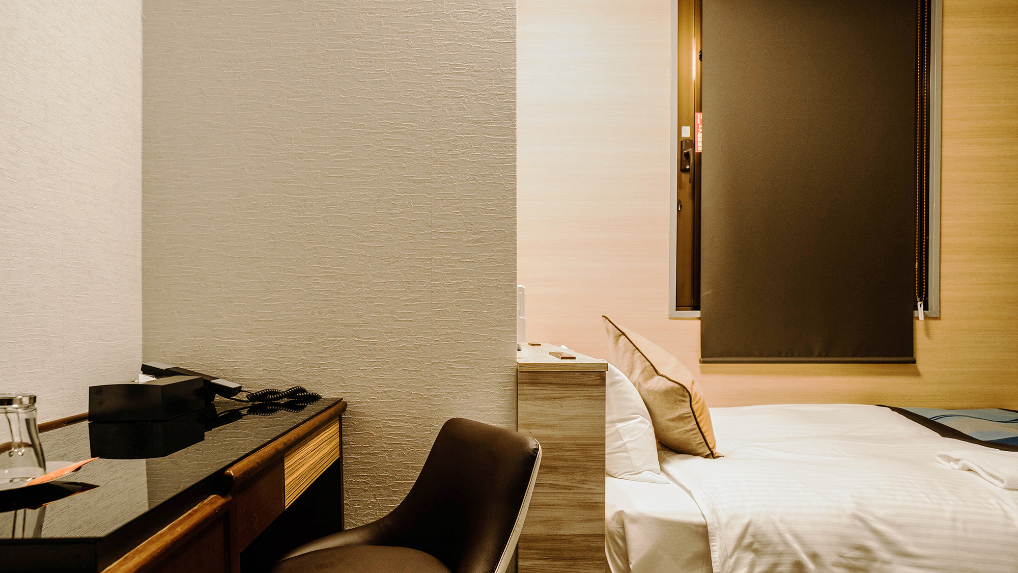 【客室イメージ】シングルルーム〈定員1名〉